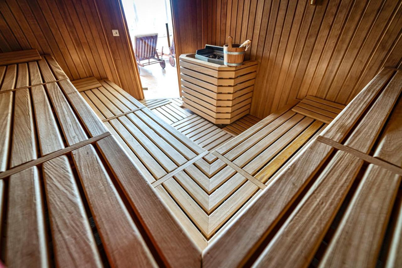 Pohorje Village Wellbeing Resort - Wellness & Spa Hotel Bolfenk Maribor Exterior photo